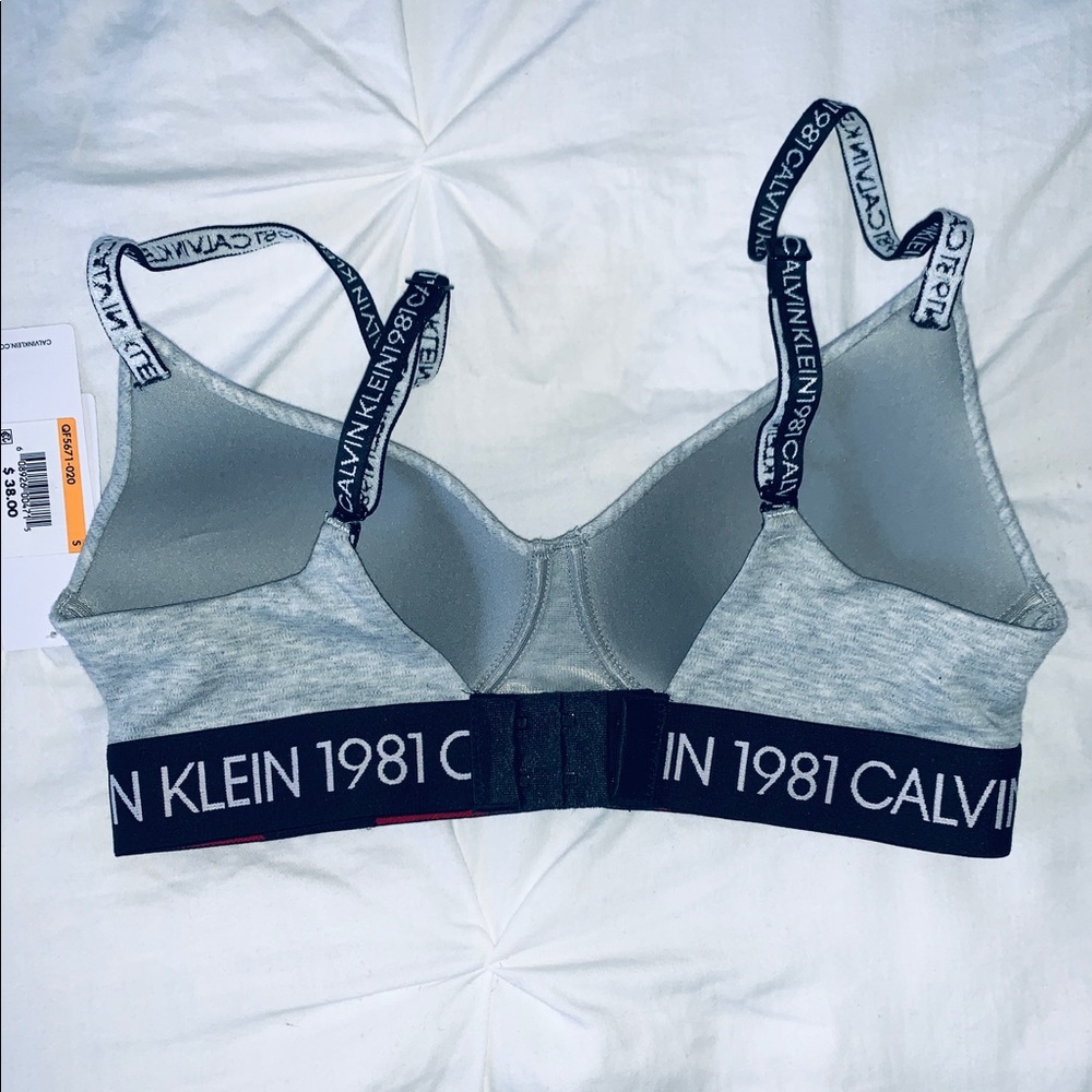 Calvin Klein Bra - Picture 2 of 3